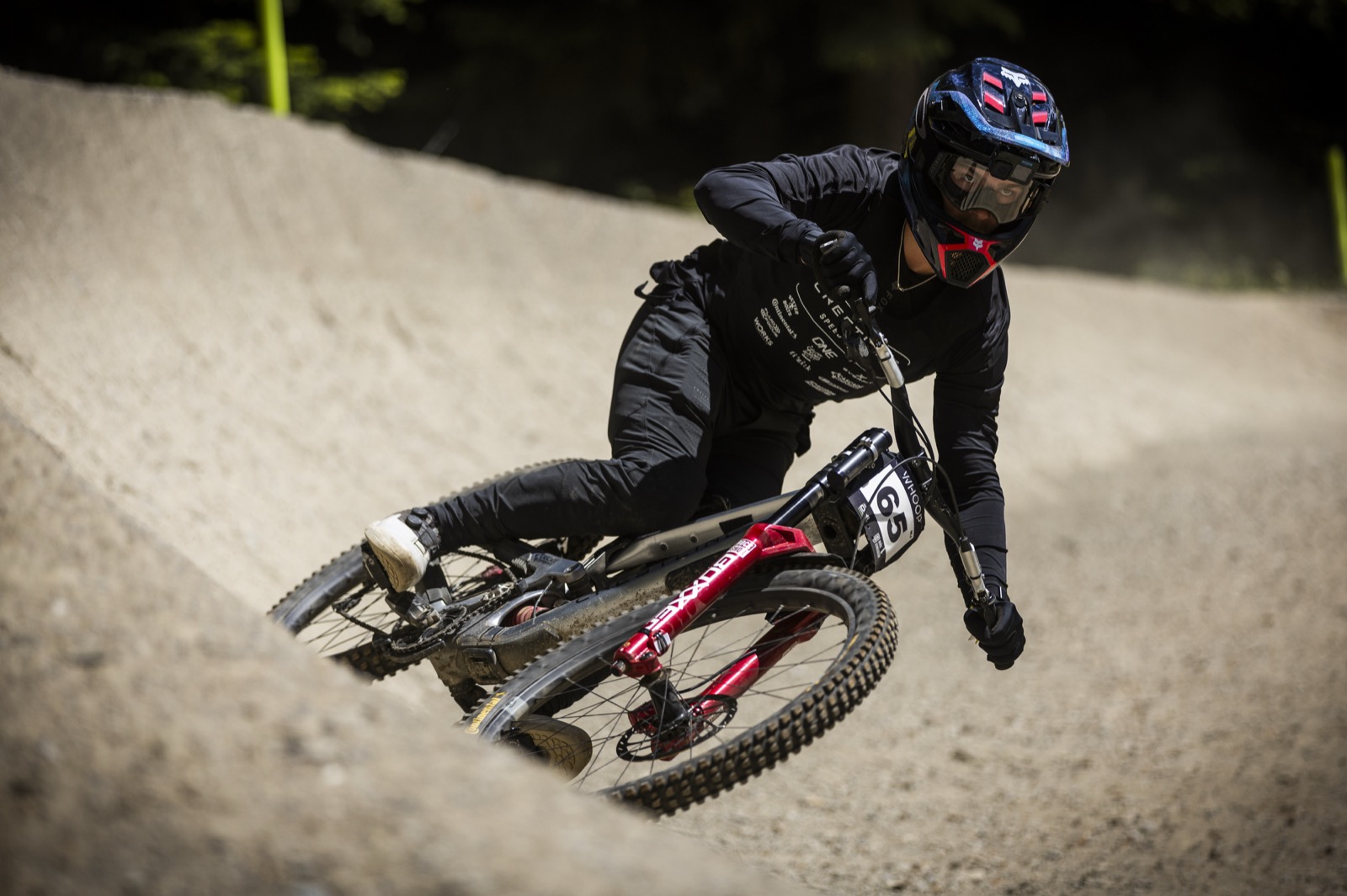 Sully Notaro racing downhill mountain bike